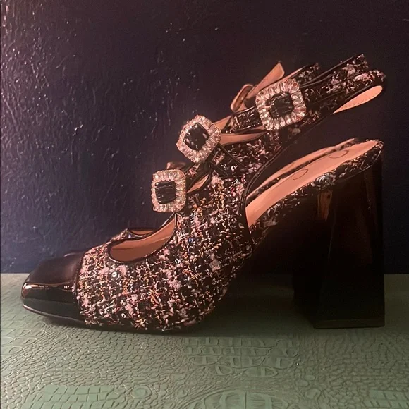 Multicolored tweed pumps with black patent captoe and tall block heel - Picture 5 of 9